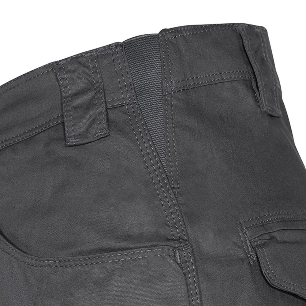 Dettaglio elastico in vita dei pantaloni Cofra Kalamata, progettati per garantire comfort e resistenza durante il lavoro.